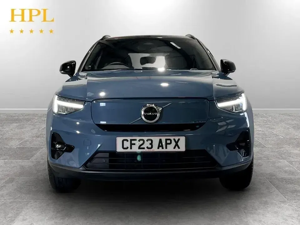 Usado Volvo XC40 Plus 169 kW (231 HP) 2023 Azul SUV