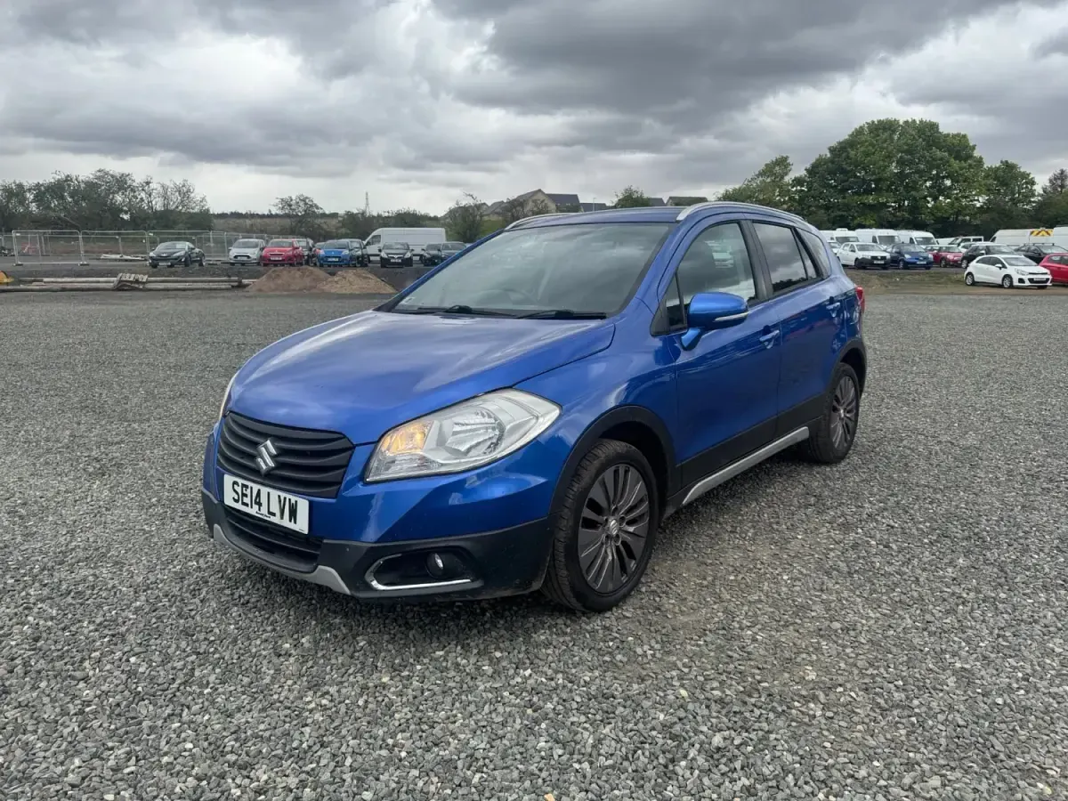 Gebraucht Suzuki SX4 S-Cross SZ4 120 PS (88 kW) 2014 Blau Kleinwagen