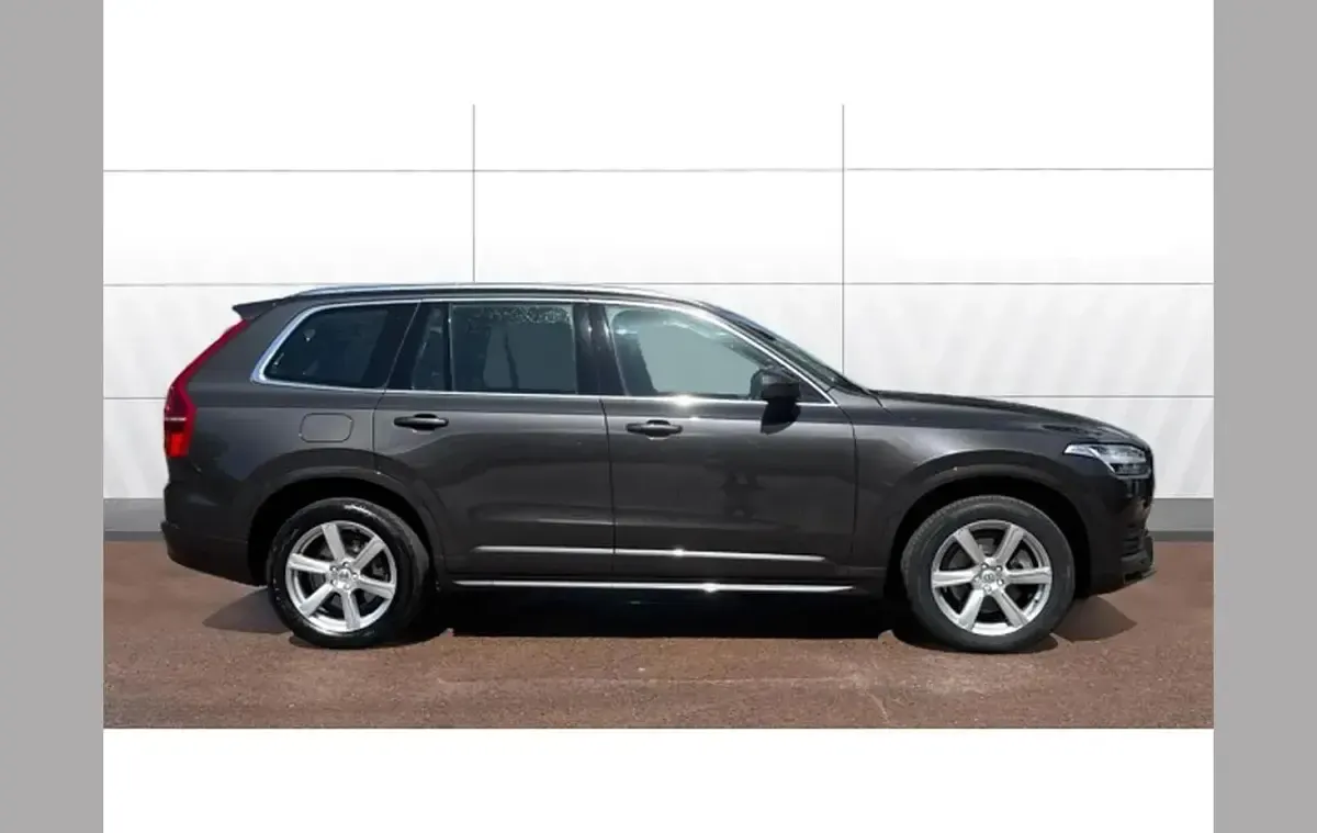 Used Volvo XC90 Core 247 HP (181 kW) 2022 Grey SUV
