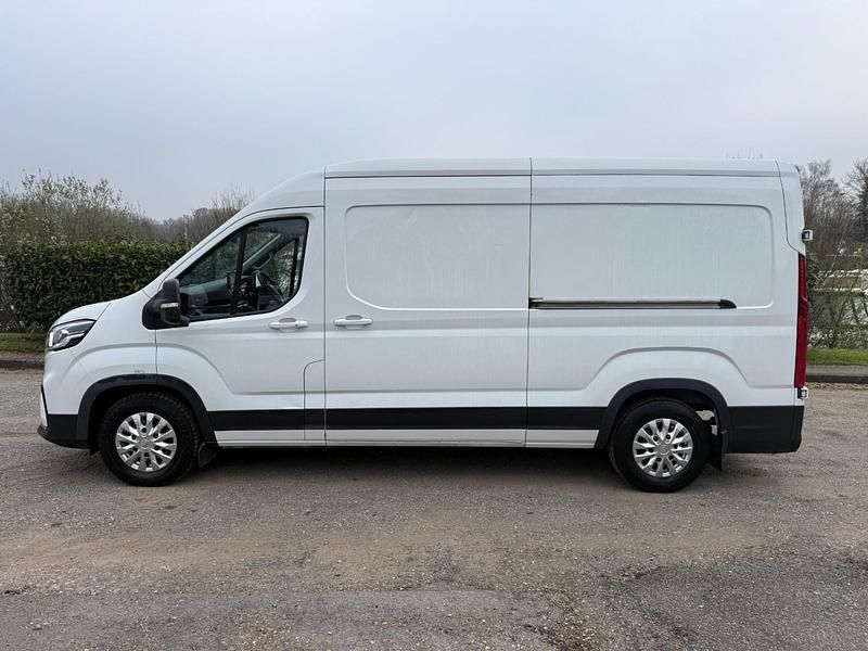 Used Maxus V90 204 HP (150 kW) 2023 White Van