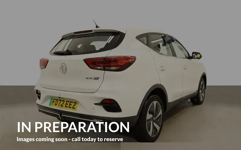 Usado MG ZS SE 114 kW (156 HP) 2022 Branco SUV