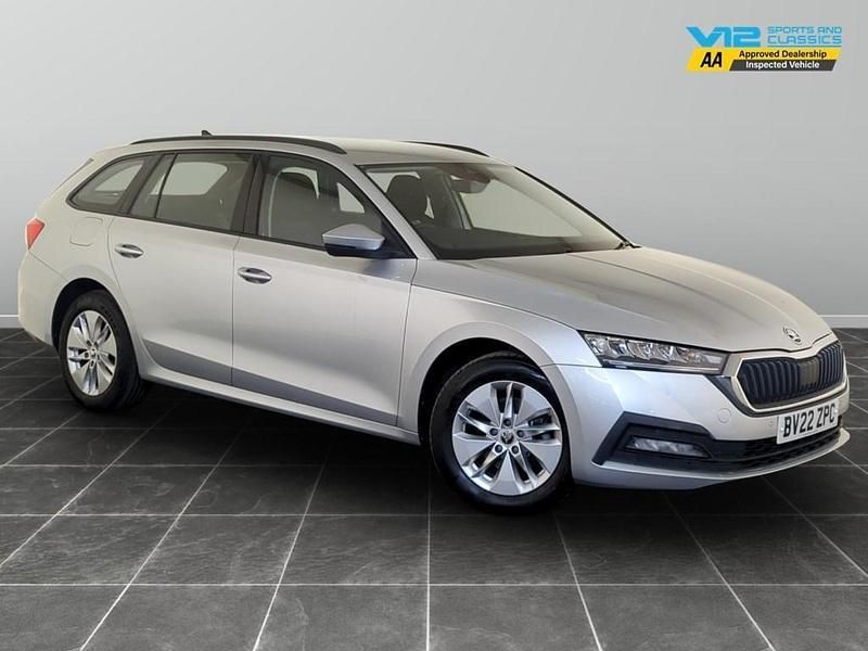 Silver Used 2022 Skoda Octavia SE Technology Estate | £14,295 (Fair price) - Image 1/2
