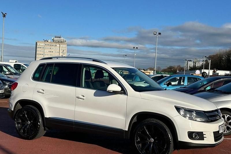 White Used 2012 VW Tiguan Sport SUV | £5,950 (Good price) - Image 1/1