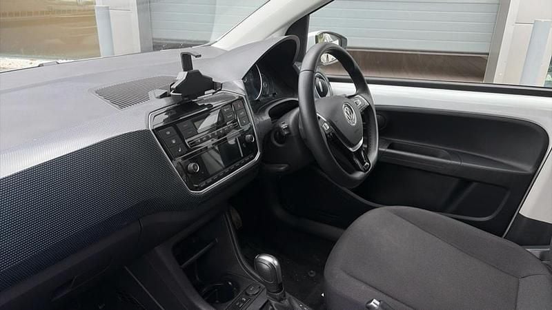 Used VW e-up! 60 kW (82 HP) 2021 Pure white Hatchback
