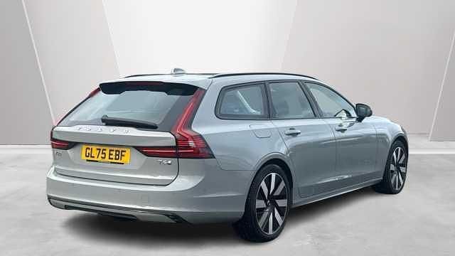 Used Volvo V90 Plus 350 HP (257 kW) 2026 Estate