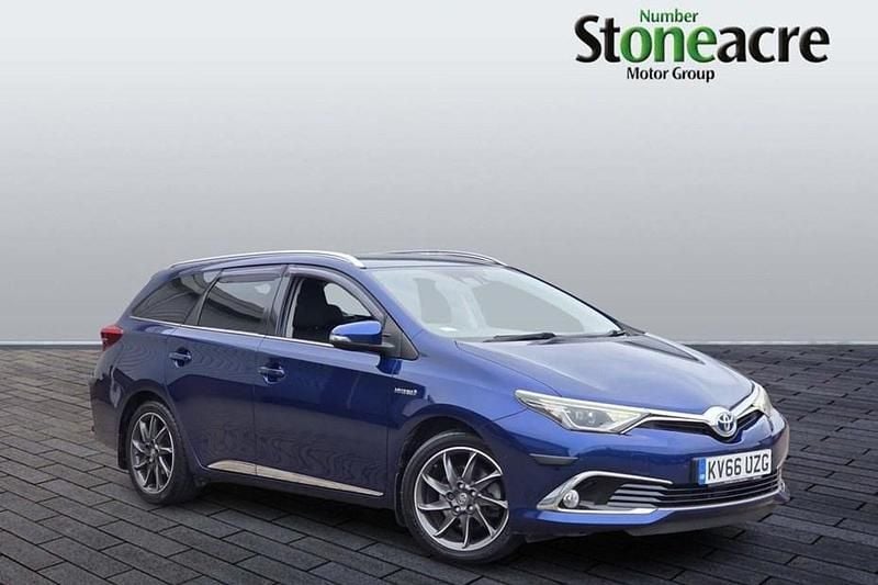 Used Toyota Auris Touring Sports 136 HP (100 kW) 2016 Estate