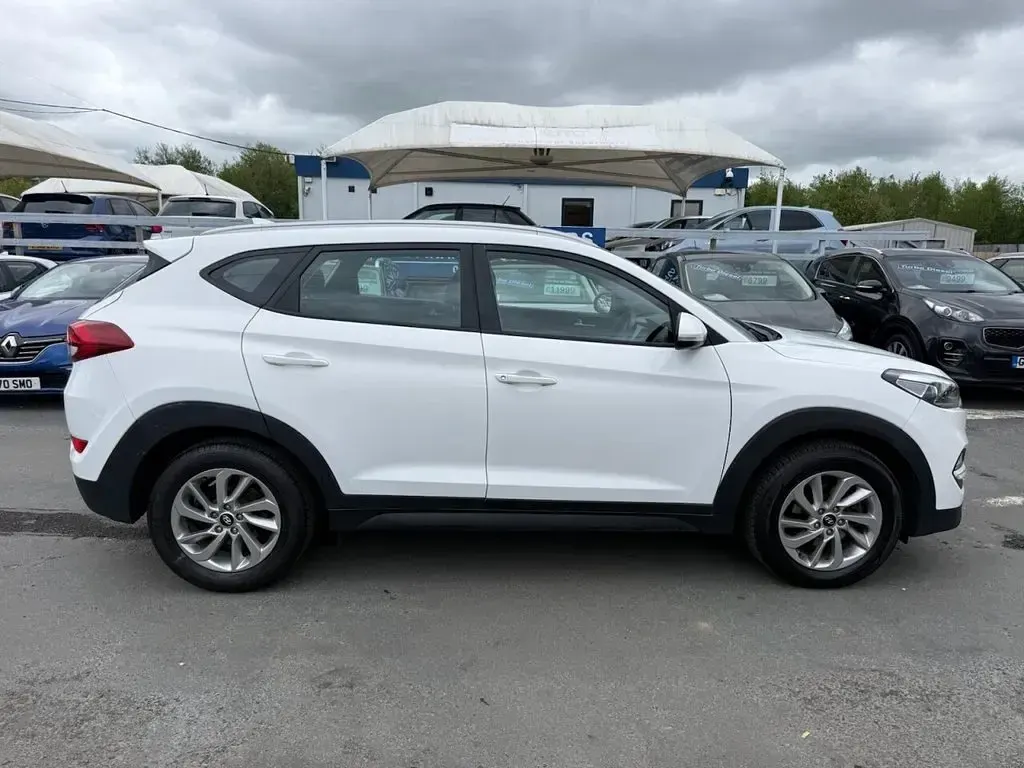 Used Hyundai Tucson Edition 116 HP (85 kW) 2017 White SUV