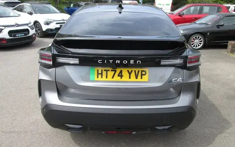 Begagnad Citroën e-C4 114 kW (156 HK) 2026 Halvkombi
