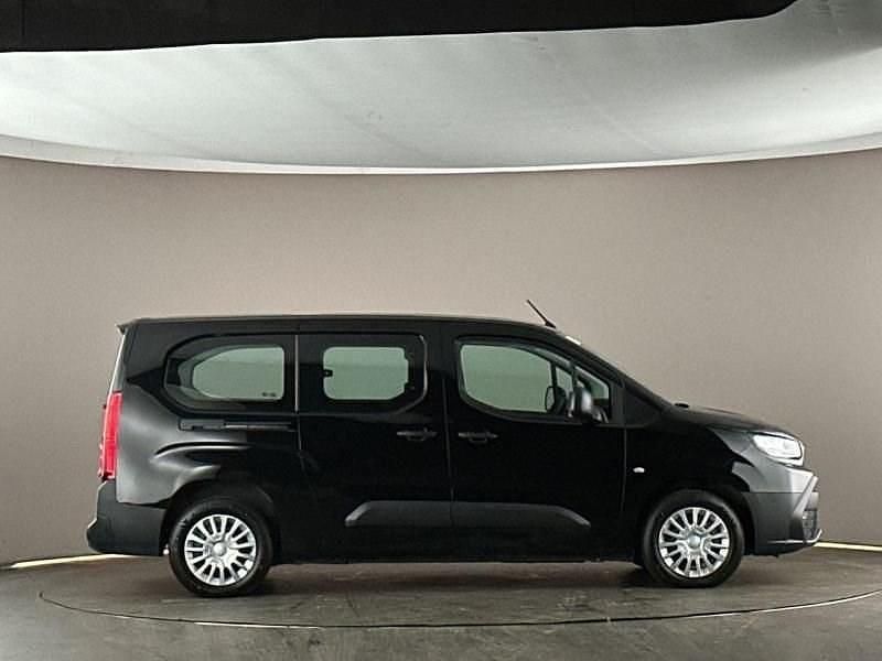 Used Toyota Proace Verso City 100 kW (136 HP) 2025 Black Estate