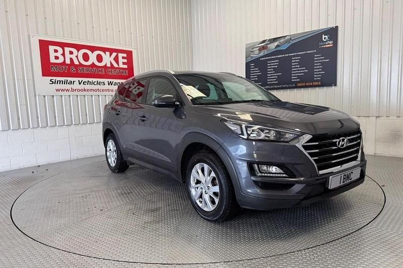 Used Hyundai Tucson SE 132 HP (97 kW) 2019 Grey SUV