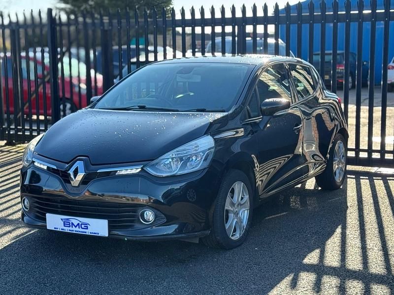 Used Renault Clio IV Dynamique 2015 Black Hatchback
