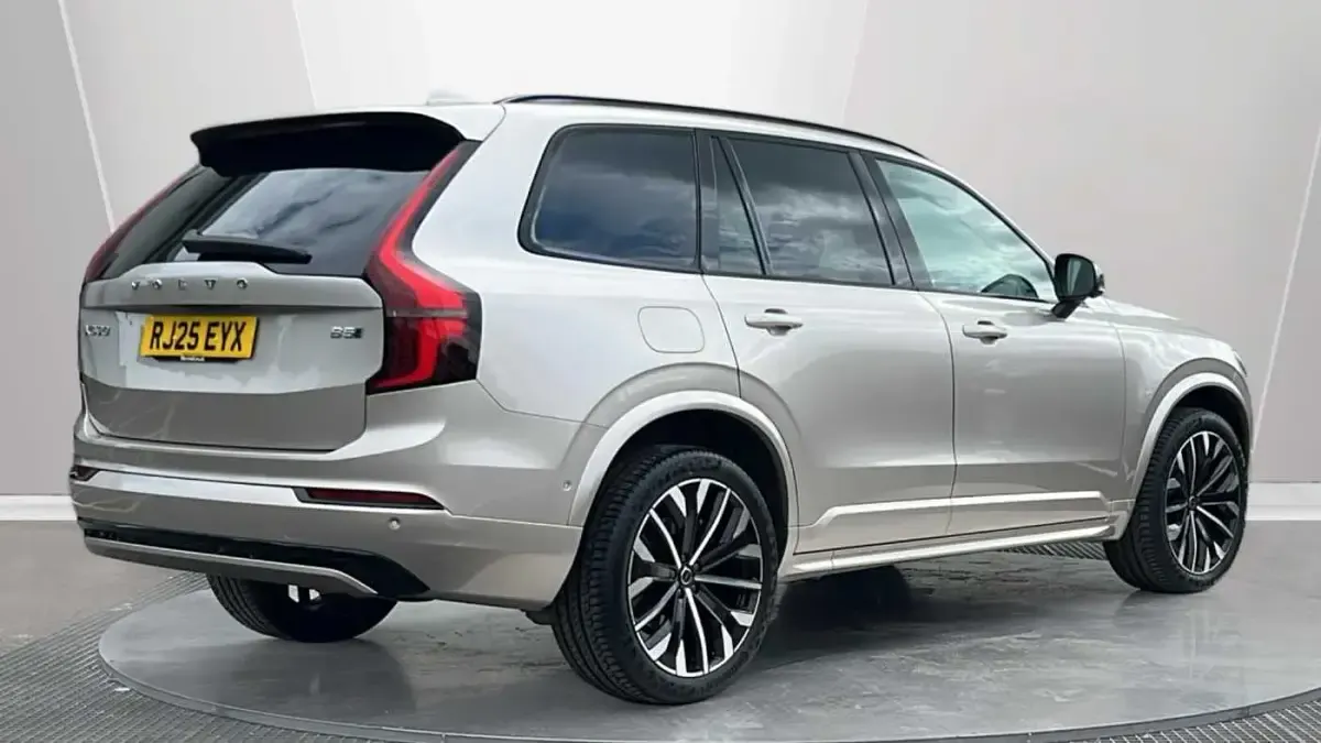 Used Volvo XC90 Ultra 247 HP (181 kW) 2026 SUV