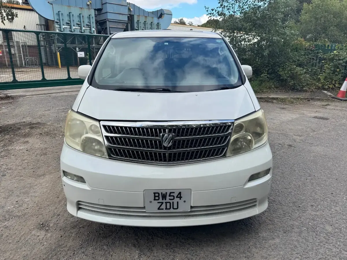 Used Toyota Alphard 2005 White MPV