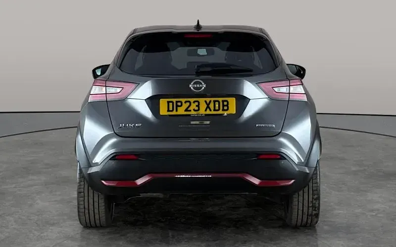 Used Nissan Juke Tekna+ 143 HP (105 kW) 2023 Grey SUV