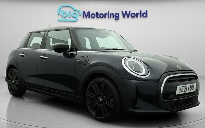 Used Mini Cooper Exclusive 136 HP (100 kW) 2021 Blue/black Hatchback