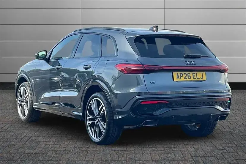 New Audi Q5 Black Edition 299 HP (219 kW) 2026 Unknown SUV