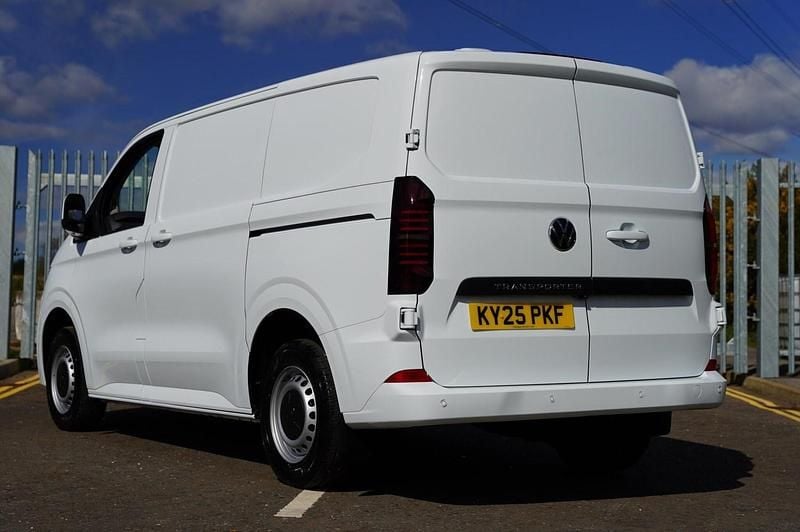 Novo VW Transporter 2025 Branco Van