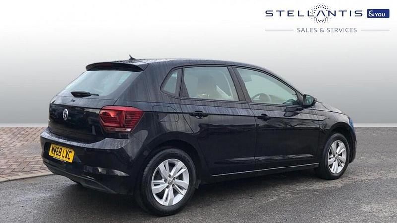 Used VW Polo SE 94 HP (69 kW) 2018 Blue Hatchback