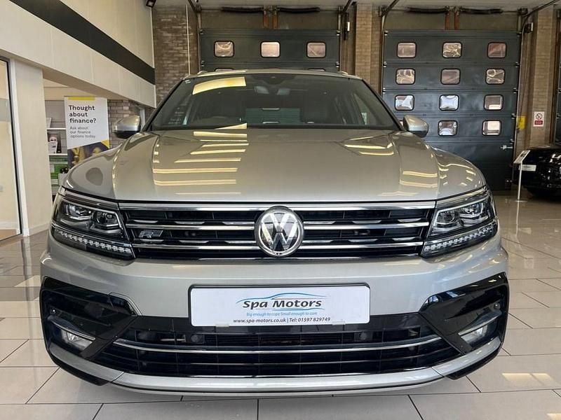 Used VW Tiguan R-line 150 HP (110 kW) 2018 Silver SUV
