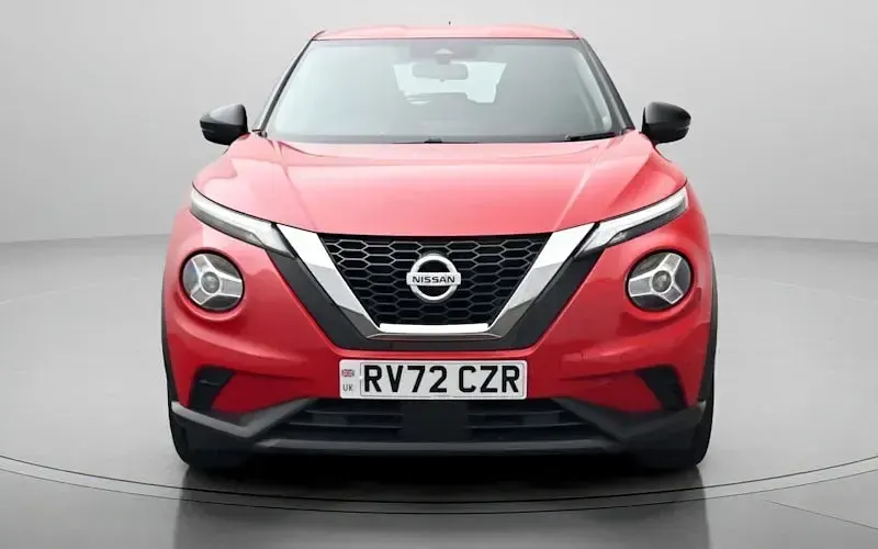 Used Nissan Juke Acenta 114 HP (83 kW) 2022 Red SUV