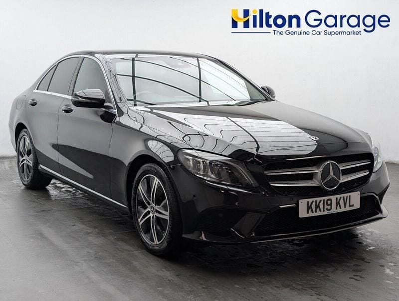 Used Mercedes C200 Premium 198 HP (145 kW) 2019 Black Sedan
