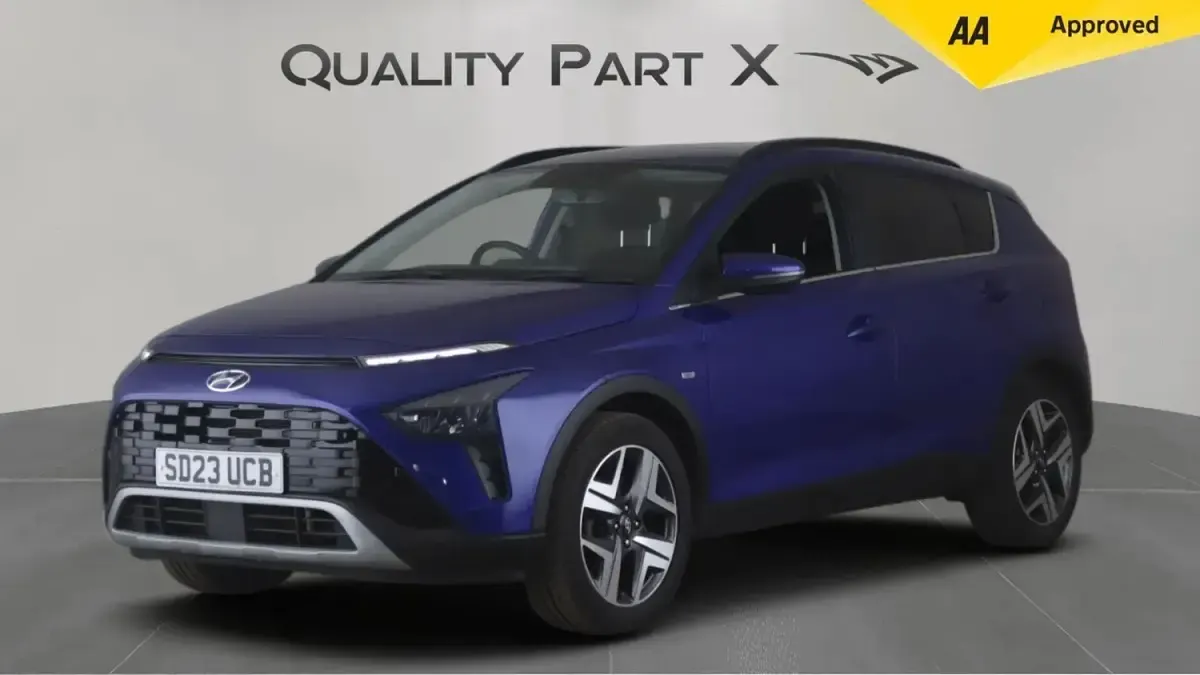 Begagnad Hyundai Bayon Premium 2023 Blå SUV