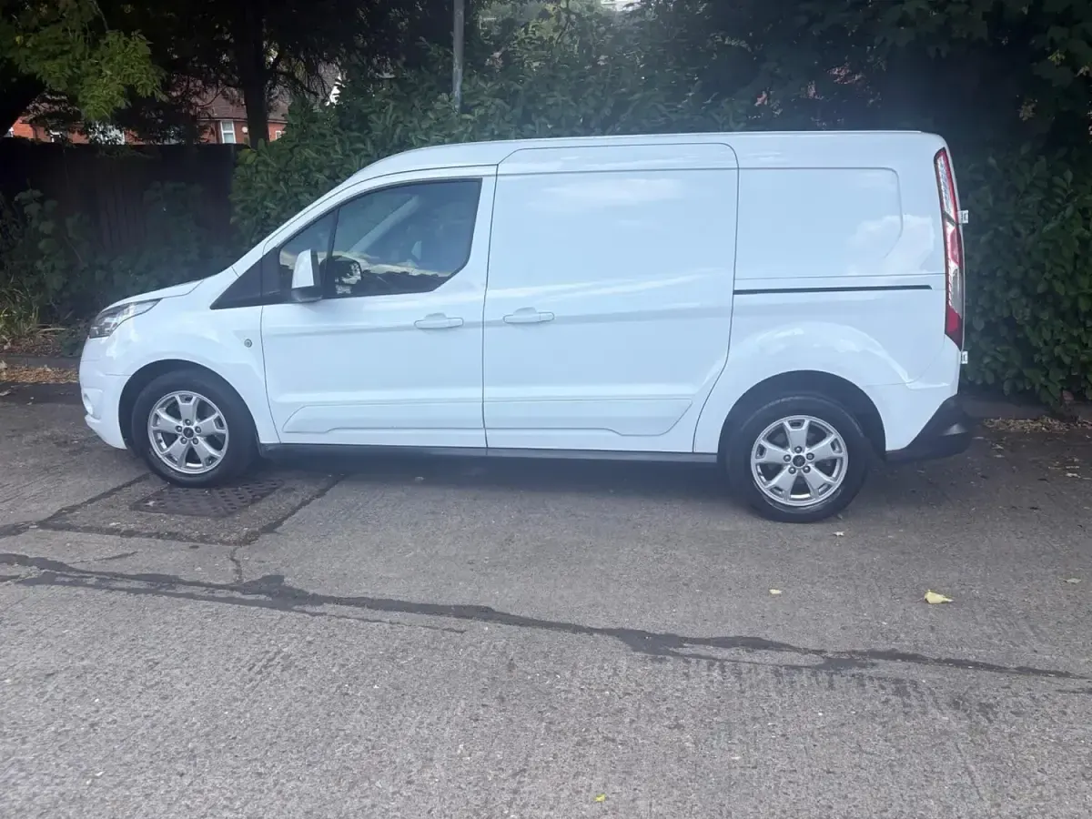 Used Ford Transit Limited 120 HP (88 kW) 2016 White Van