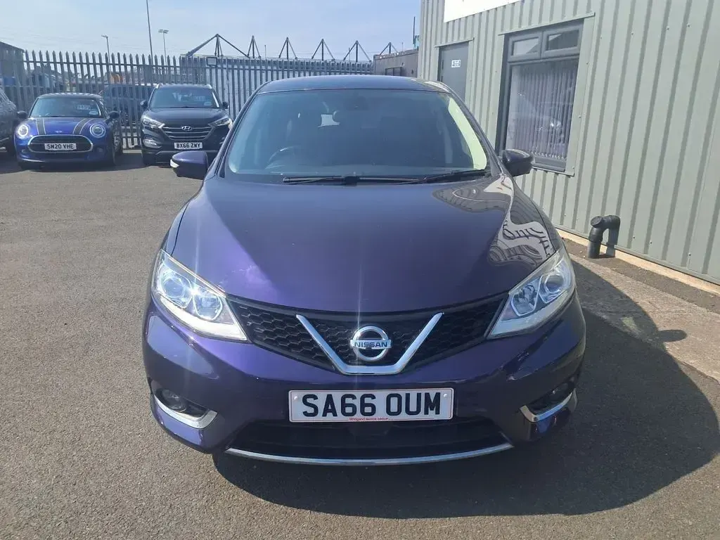 Used Nissan Pulsar Tekna 115 HP (84 kW) 2016 Blue Hatchback