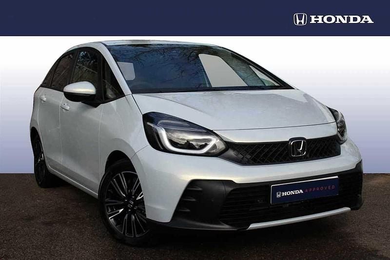 Used Honda Jazz Advance 122 HP (89 kW) 2026 Premium sunlight white Hatchback