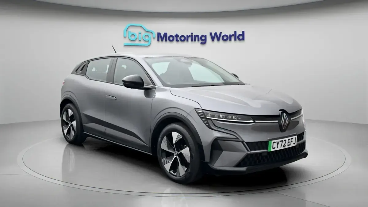 Used Renault Megane E-Tech Equilibre 161 kW (220 HP) 2022 Hatchback