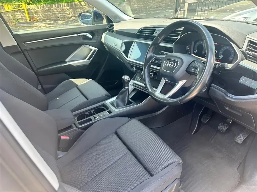 Used Audi Q3 Sport 150 HP (110 kW) 2019 Blue SUV