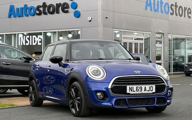 Used Mini Cooper Hatch 136 HP (100 kW) 2020 Hatchback