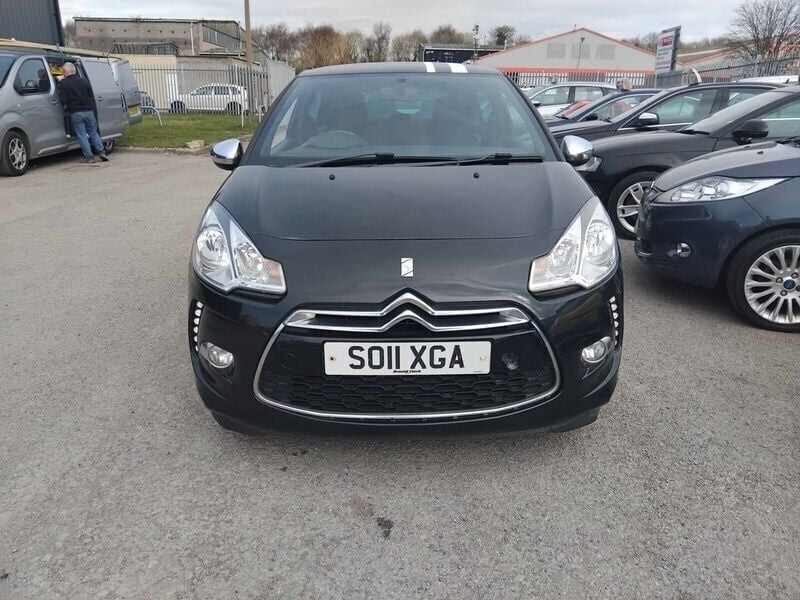 Black Used 2011 Citroën DS3 Hatchback | £1,995 (Fair price) - Image 1/4