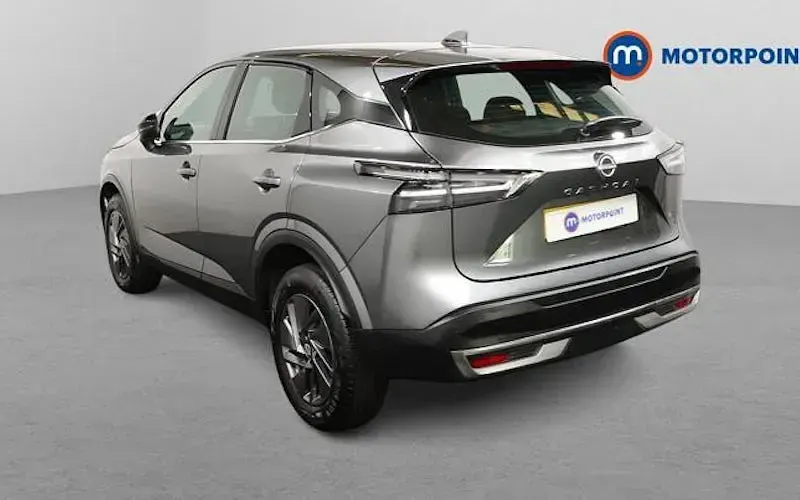 Used Nissan Qashqai Acenta Premium 140 HP (102 kW) 2025 Grey SUV