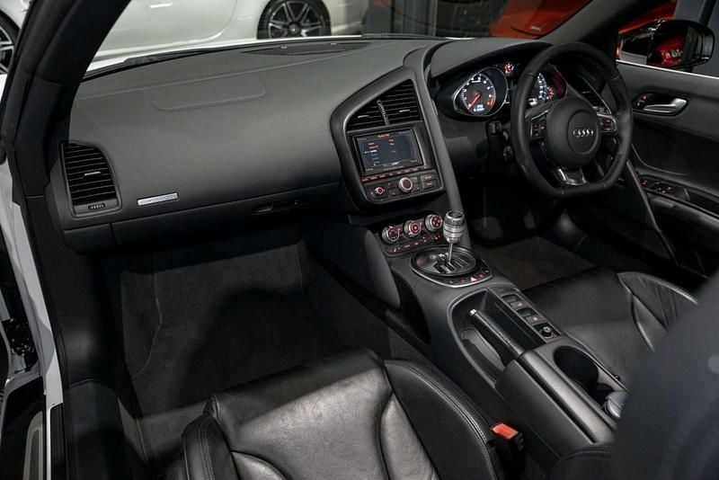 Used Audi R8 Spyder Performance 2011 White Cabriolet