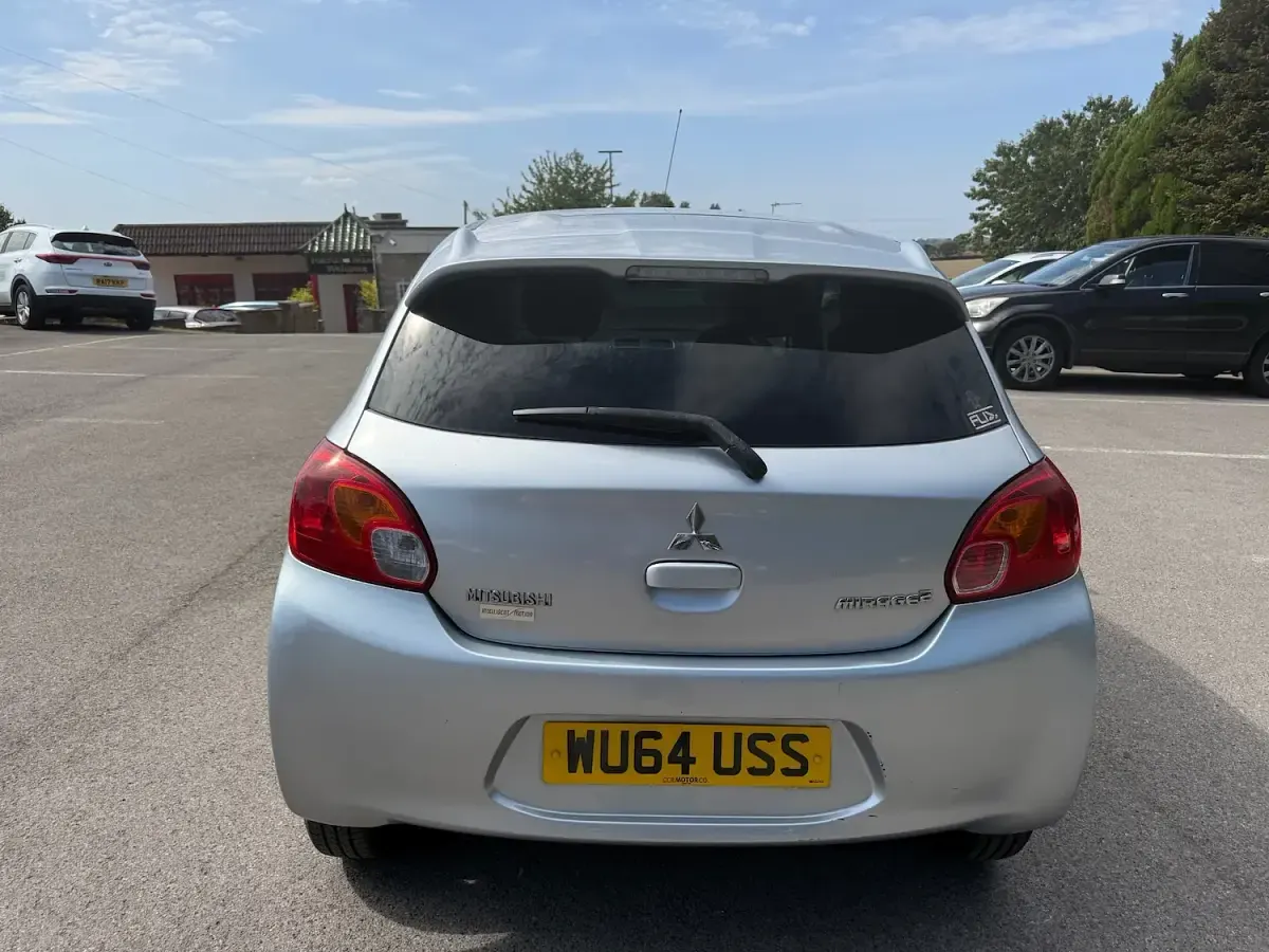 Used Mitsubishi Mirage 79 HP (58 kW) 2014 Silver Hatchback