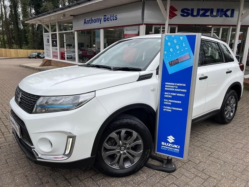 Used Suzuki Vitara 129 HP (94 kW) 2024 White SUV