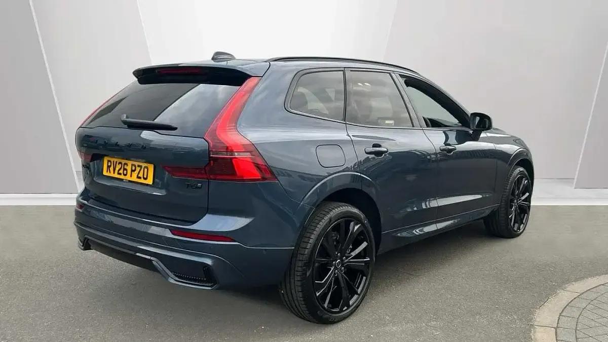 Used Volvo XC60 Plus 345 HP (253 kW) 2026 Blue SUV
