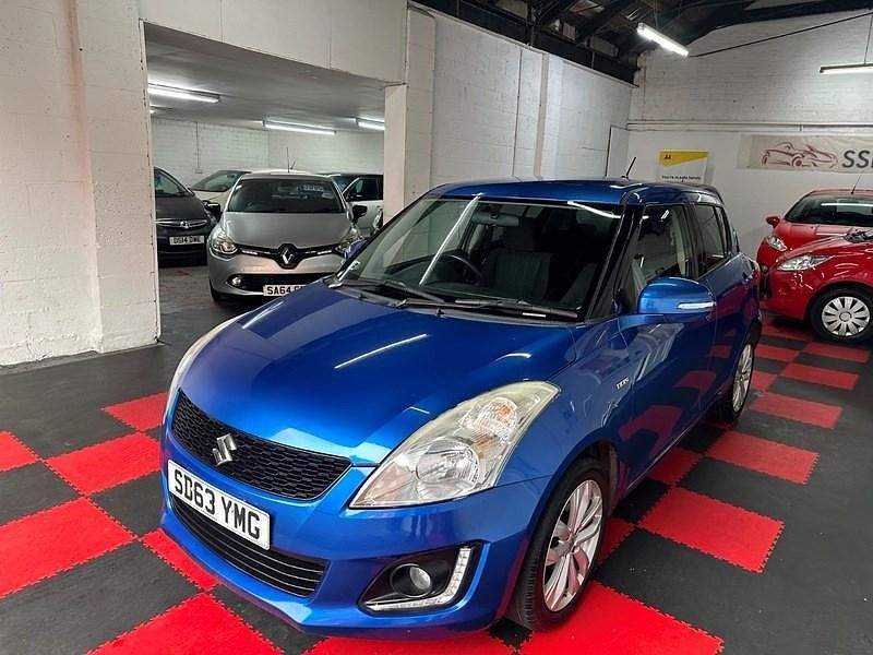 Używany Suzuki Swift SZ4 75 KM (55 kW) 2013 Niebieski Hatchback