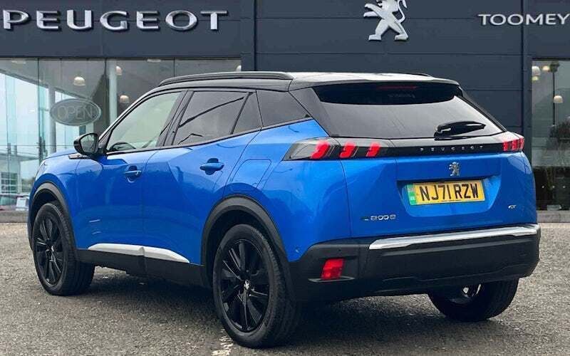 Used Peugeot e-2008 Premium 100 kW (136 HP) 2022 SUV