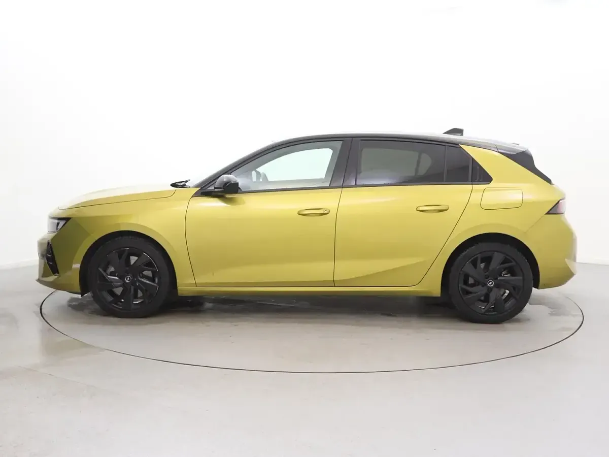 Used Vauxhall Astra GS Line 2022 Yellow/black Hatchback