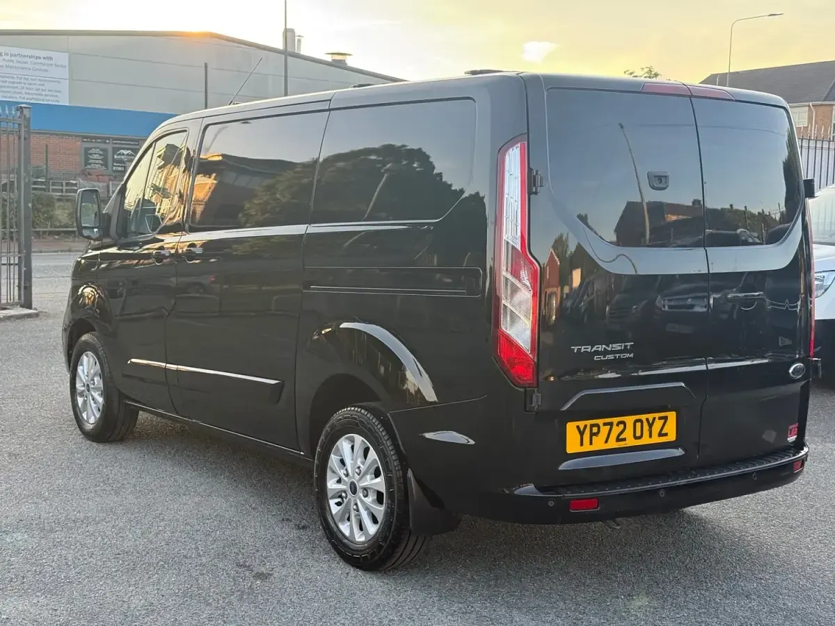 Used Ford Transit Custom Limited 130 HP (95 kW) 2023 Black Van