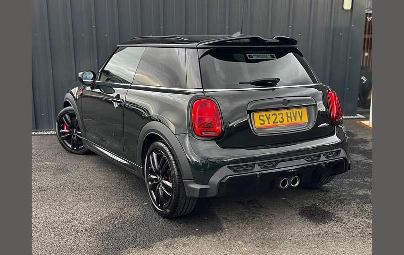 Used Mini John Cooper Works 228 HP (167 kW) 2023 Green Hatchback