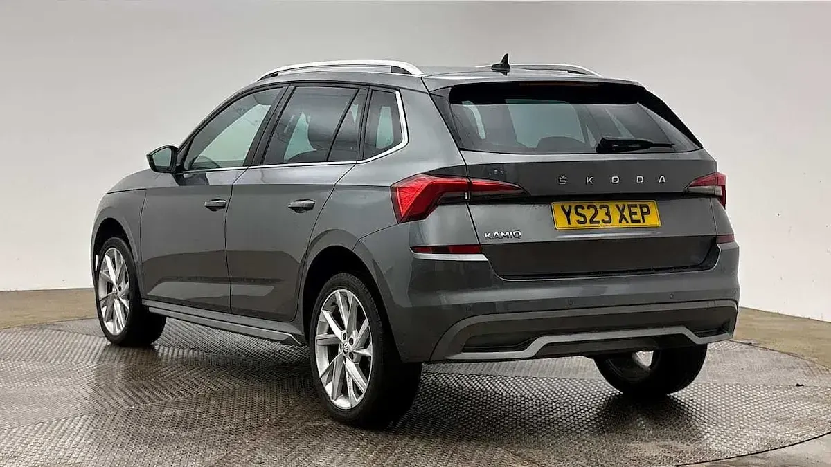 Used Skoda 110 R SE L Executive 81 HP (59 kW) 2023 Graphite grey metallic Estate