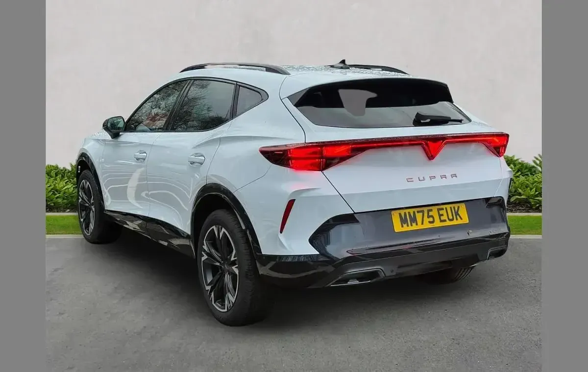 Used Cupra Formentor 147 HP (108 kW) 2025 White SUV