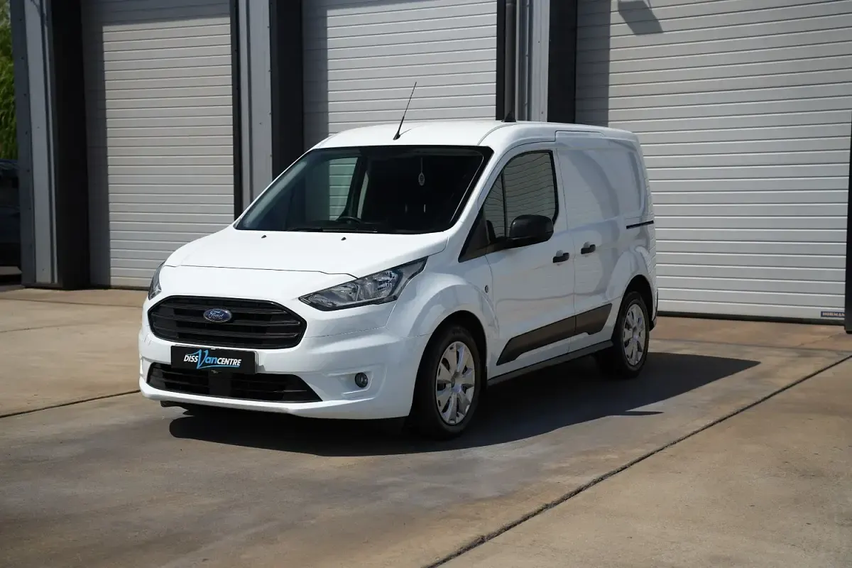 Used Ford Transit Connect Trend 100 HP (73 kW) 2021 White MPV