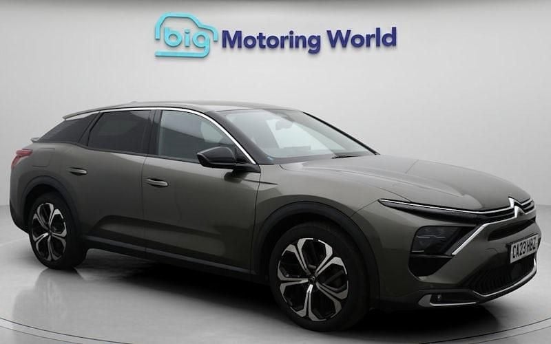 Used 2023 Citroën C5 X PureTech Estate | £18,500 (Fair price) - Image 1/4