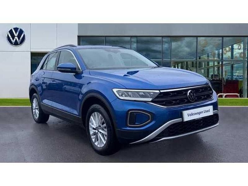 Blue Used 2022 VW T-Roc Life SUV | £19,501 (Fair price) - Image 1/4