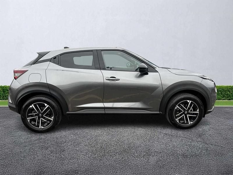 Used Nissan Juke N-Connecta 114 HP (83 kW) 2025 Grey SUV