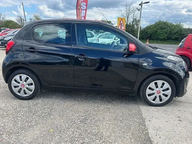 Używany Citroën C1 Feel 68 KM (50 kW) 2018 Czarny Hatchback